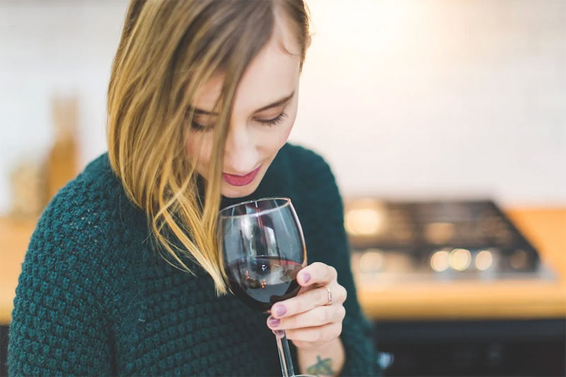 Kozarci za vino – odkrijte umetnost okušanja in uživajte v vsaki kapljici